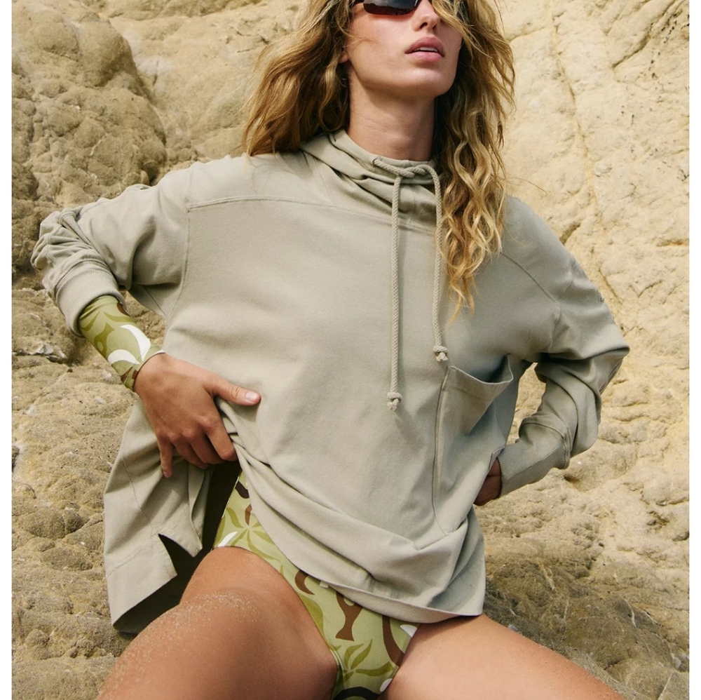 Fp Movement By Free People Hot Shot Hooded Layer In Sage Stone